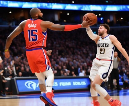 哈登恋情揭秘：女友背景、招募策略与NBA影响力